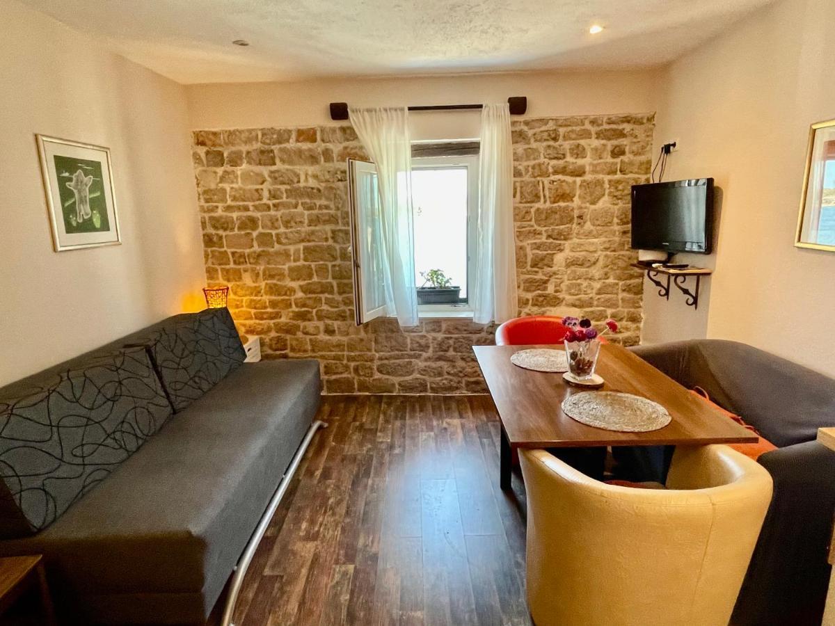 Apartments Trapula Šibenik Eksteriør billede