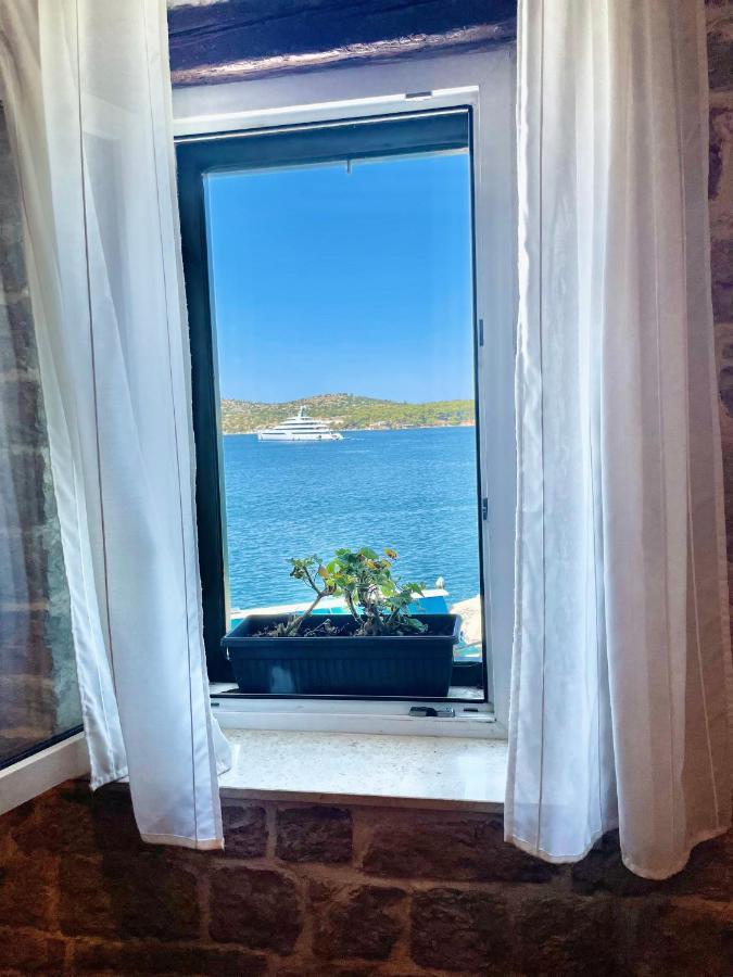 Apartments Trapula Šibenik Eksteriør billede