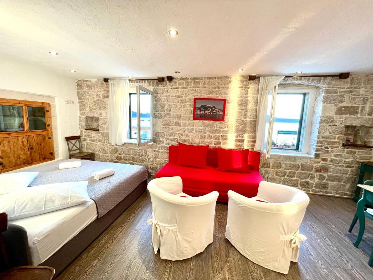 Apartments Trapula Šibenik Eksteriør billede