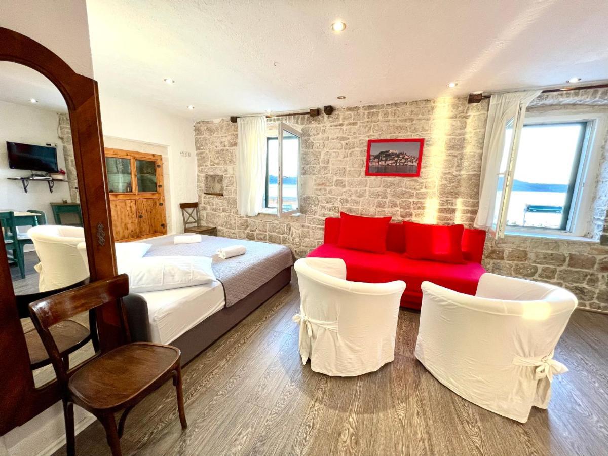 Apartments Trapula Šibenik Eksteriør billede