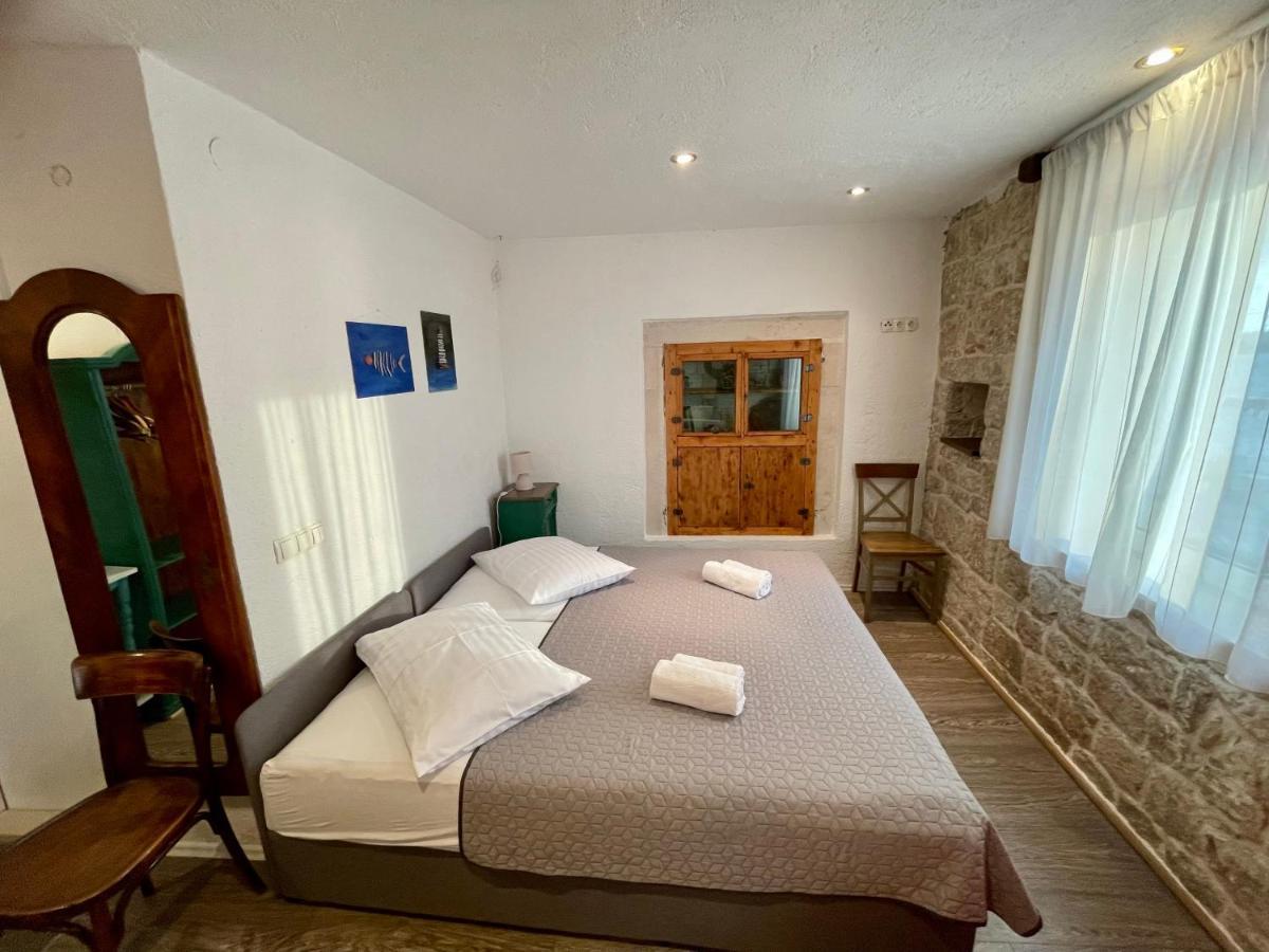 Apartments Trapula Šibenik Eksteriør billede