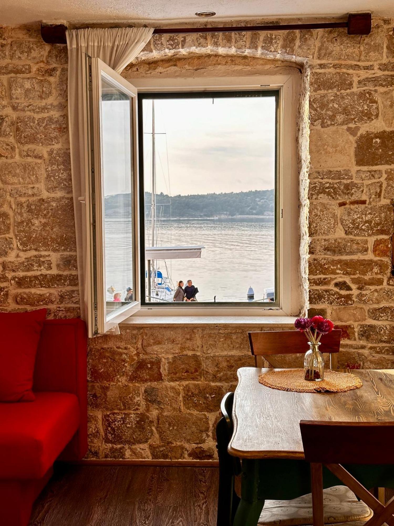 Apartments Trapula Šibenik Eksteriør billede